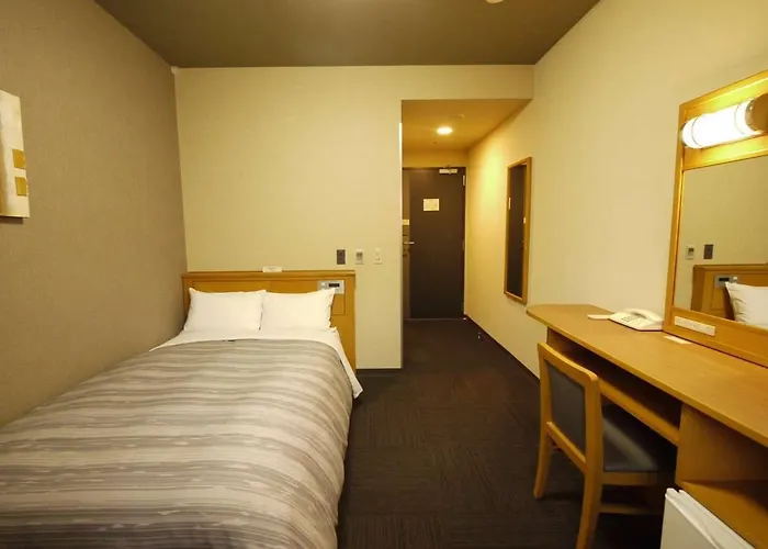 Hotel Route-Inn Osaka Honmachi